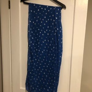 Navy blue scarf with silver anchors